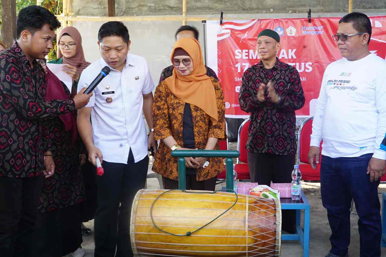 Meriahkan HUT-77 RI, SMPN 75 Makassar Bakar Semangat Siswa-Siswi dalam Berbagai Lomba