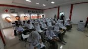 Daeng Ical Sambut Siswa SMP Islam Athirah Bukit Baruga di Markas PMI