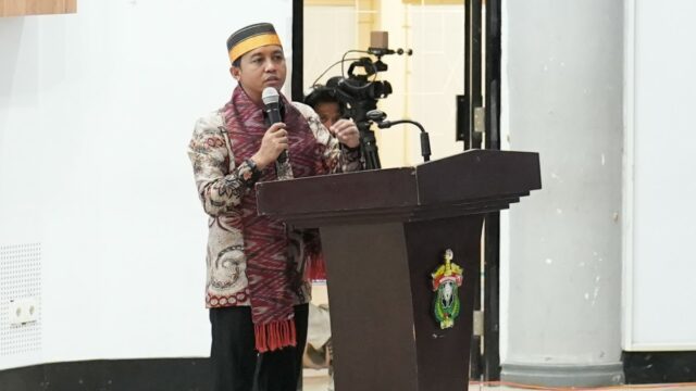 Menteri Kehutanan Kuliah Umum di Unhas, Bahas Komitmen Hutan Lestari dan Peran Akademisi