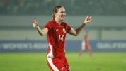 Selebrasi Isa Warps Usai Cetak Gol Kemenangan Timnas Putri Indonesia