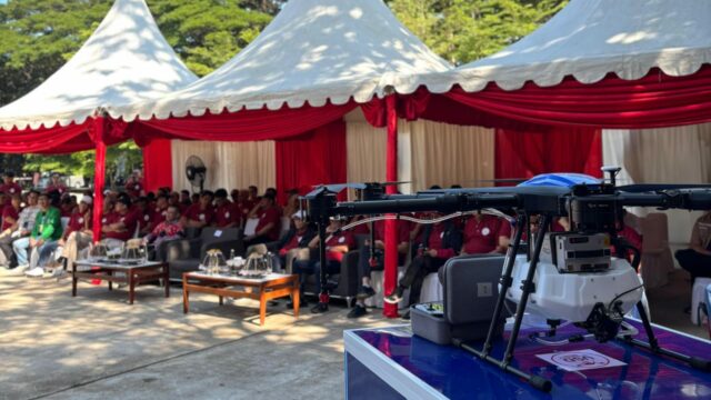 Unhas Luncurkan Drone Penyebar Benih Padi, Dukung Modernisasi Pertanian Nasional