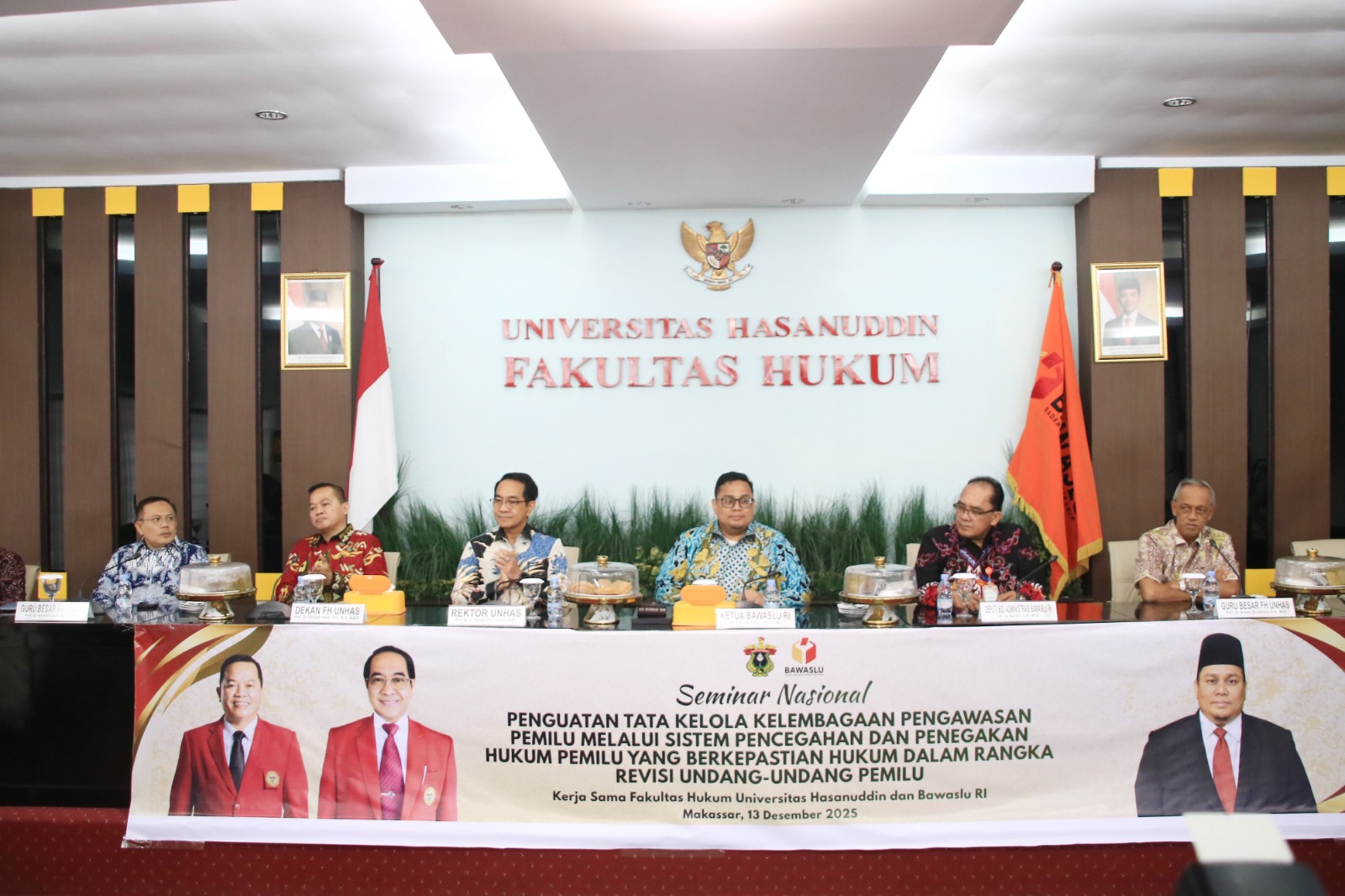 FH Unhas-Bawaslu RI Gelar Seminar Nasional Bahas Revisi UU Pemilu dan Kepastian Hukum