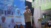 TKIT Al-Fadiyah Gandeng Ustadz Solmed Bawakan Kultum Pengasuhan Perspektif Al-Qur’an