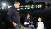 Minim Penerangan, Wali Kota Bekasi Sidak Danau Duta Harapan di Malam Hari